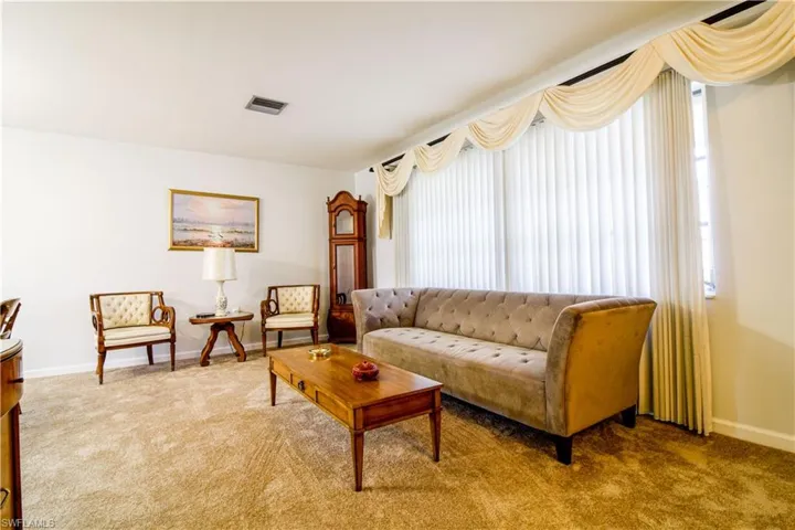 4554  Vinewood  CIR, North Fort Myers, FL 33903
