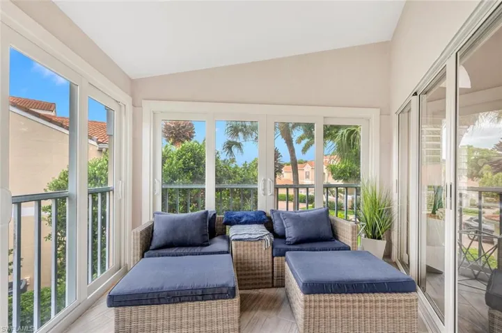 8395  Excalibur  CIR, Naples, FL 34108