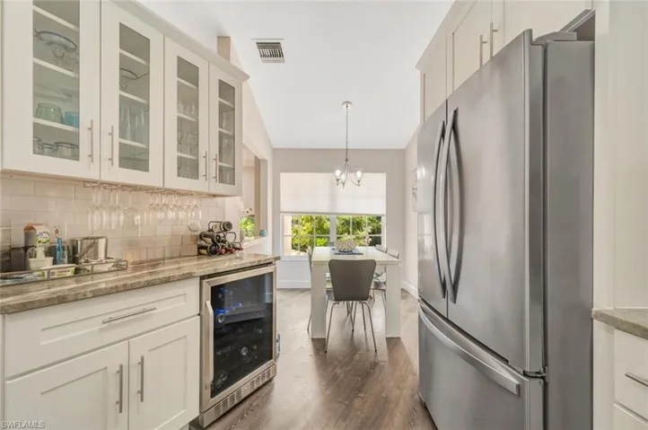 8395  Excalibur  CIR, Naples, FL 34108