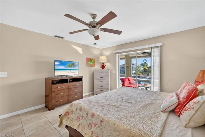 219 SE 1st  PL, Cape Coral, FL 33990