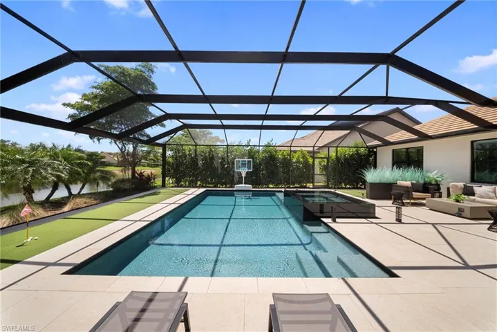 7052 Live Oak Dr, Naples, Florida 34114