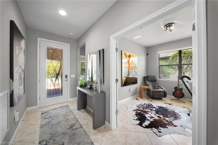 7052 Live Oak Dr, Naples, Florida 34114