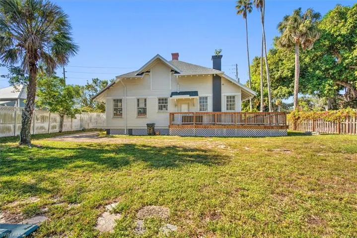 1793  Fowler  ST, Fort Myers, FL 33901