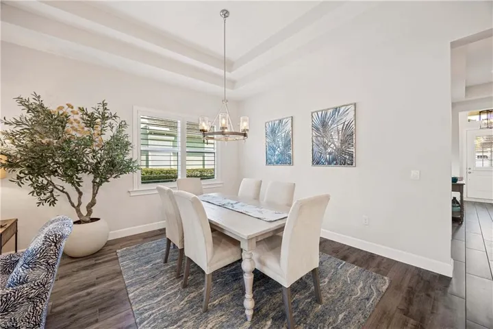 5855 Haiti Dr, Naples, Florida 34113