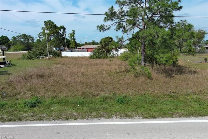 2253 E 10th ST, LEHIGH ACRES FL 33936