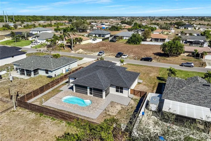 2200 Ne 9th Ave, Cape Coral, Florida 33909