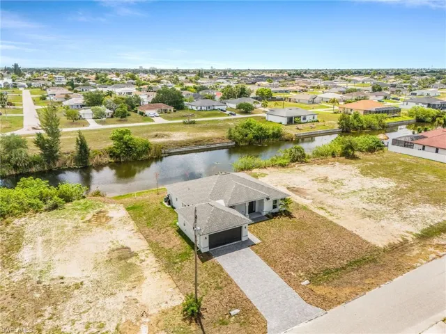 1723 NE 1st  AVE, Cape Coral, FL 33909