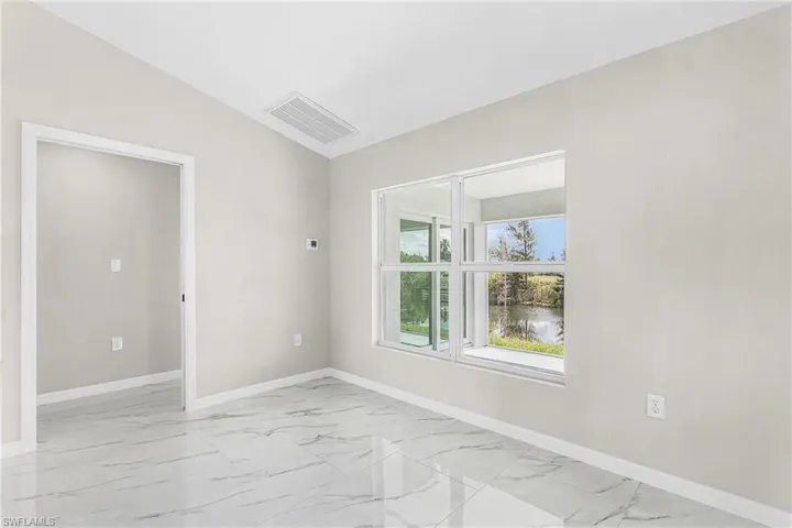 1723 NE 1st  AVE, Cape Coral, FL 33909