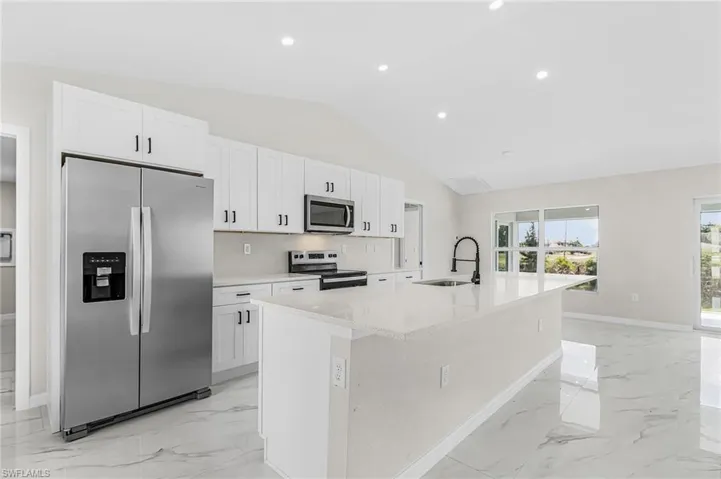 1723 NE 1st  AVE, Cape Coral, FL 33909