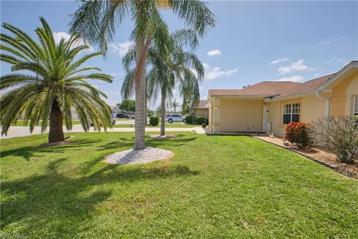 2519 6th St W, Lehigh Acres, Florida 33971