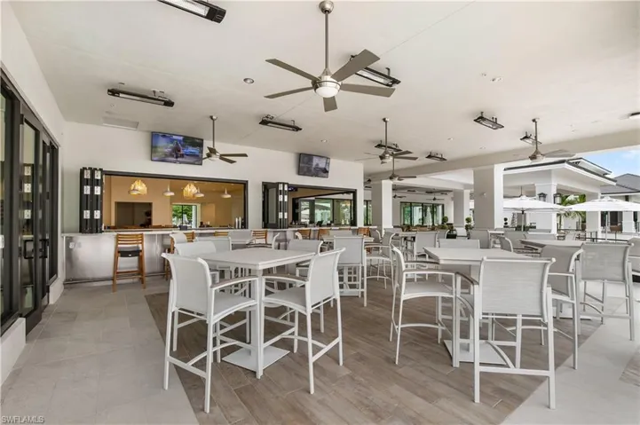 300  Dunes  BLVD, Naples, FL 34110
