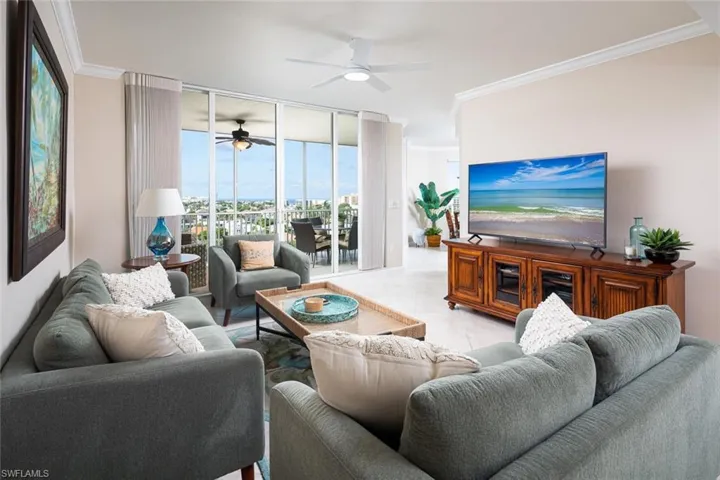 300  Dunes  BLVD, Naples, FL 34110