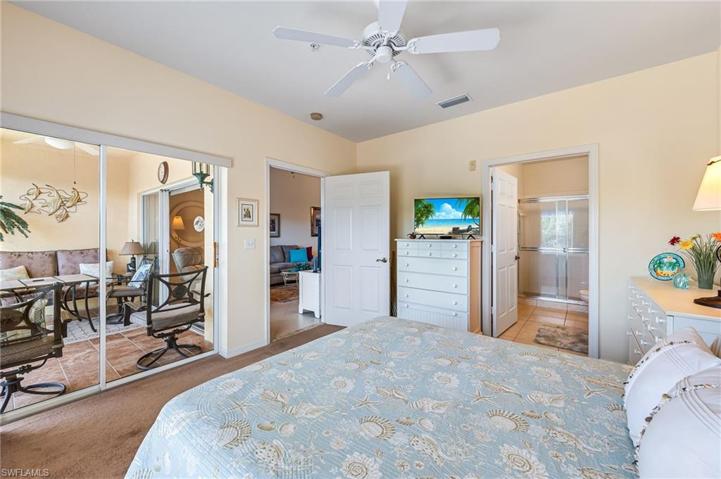 9175  Celeste  DR, Naples, FL 34113