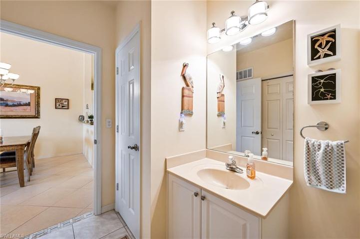 9175  Celeste  DR, Naples, FL 34113
