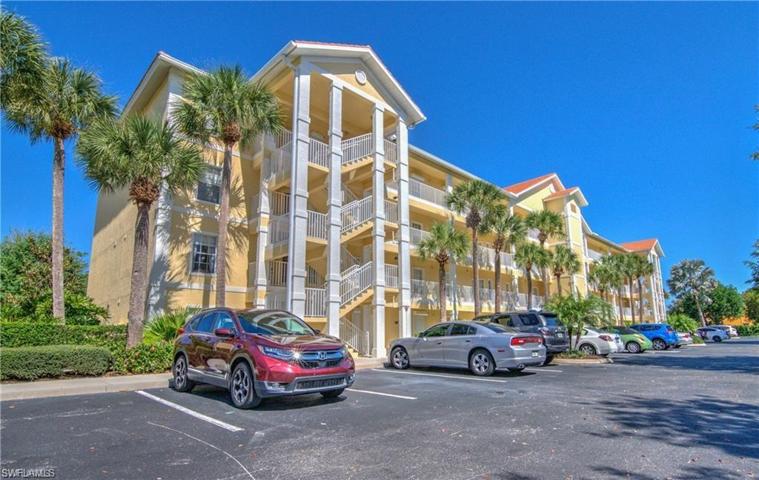 9175  Celeste  DR, Naples, FL 34113