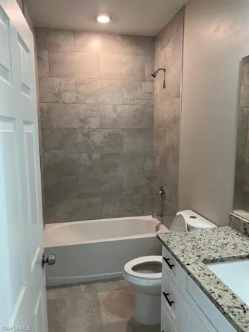 832-834  Holmes  AVE, Lehigh Acres, FL 33974