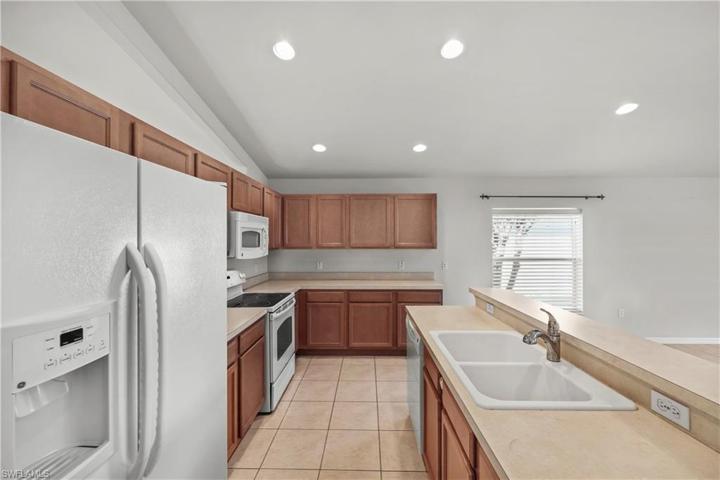 4171 Lancaster ST, AVE MARIA FL 34142