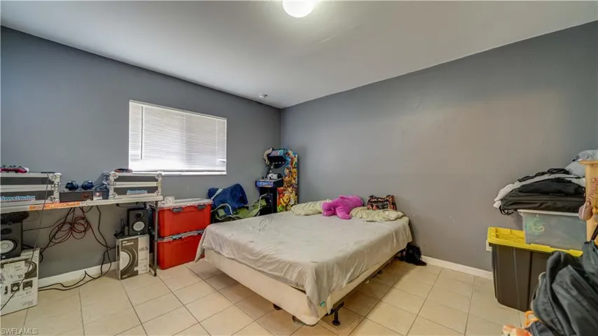 5108/5110 26th St Sw, Lehigh Acres Fl 33973