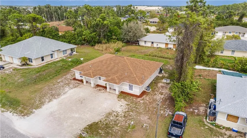 5108/5110 26th St Sw, Lehigh Acres Fl 33973