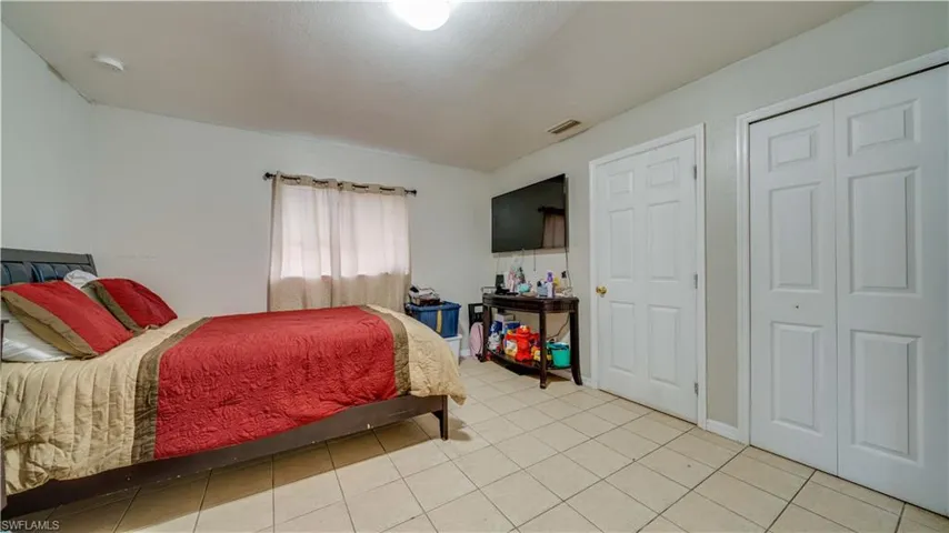 5108/5110 26th St Sw, Lehigh Acres Fl 33973