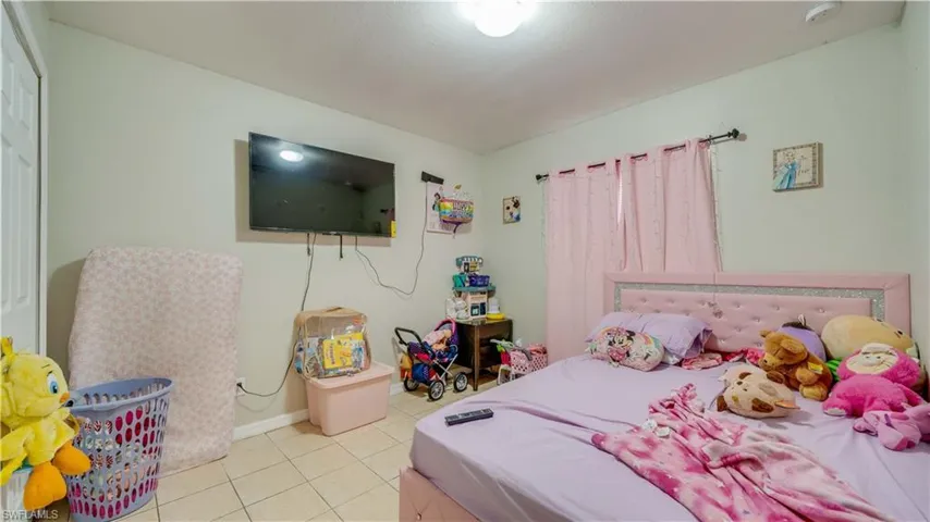 5108/5110 26th St Sw, Lehigh Acres Fl 33973