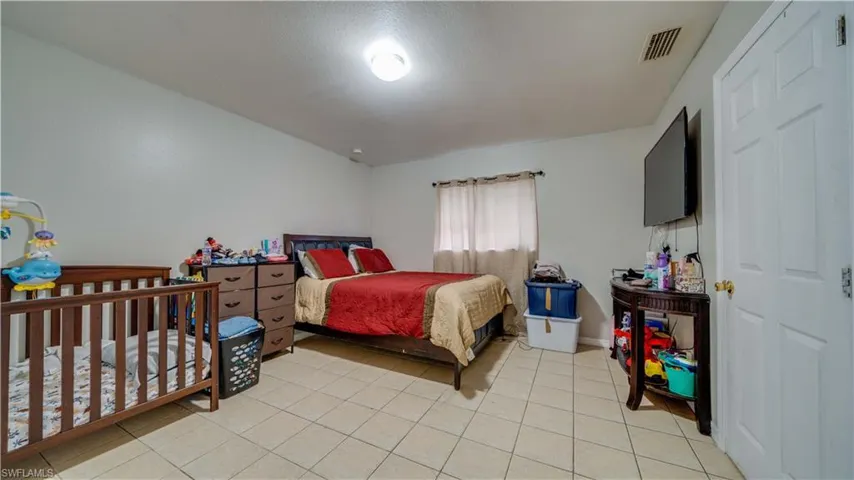 5108/5110 26th St Sw, Lehigh Acres Fl 33973