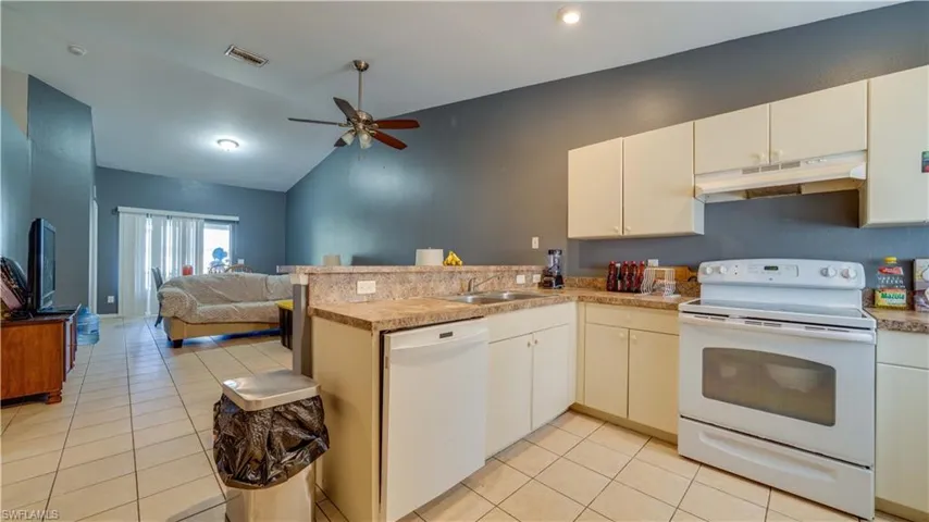 5108/5110 26th St Sw, Lehigh Acres Fl 33973