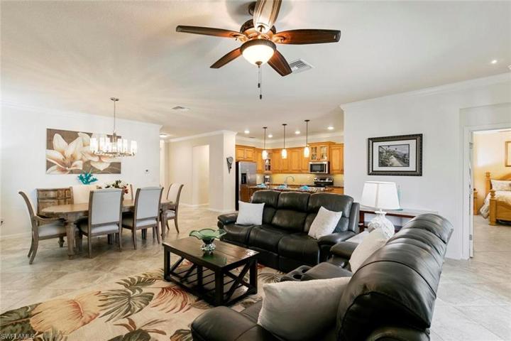 14737  Cranberry  CT, Naples, FL 34114