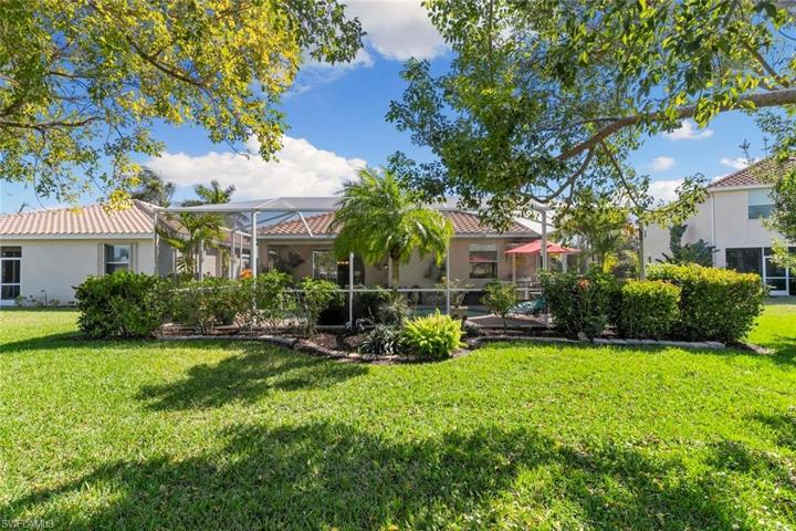 14737  Cranberry  CT, Naples, FL 34114