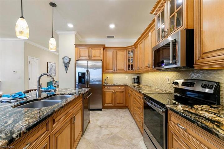 14737  Cranberry  CT, Naples, FL 34114