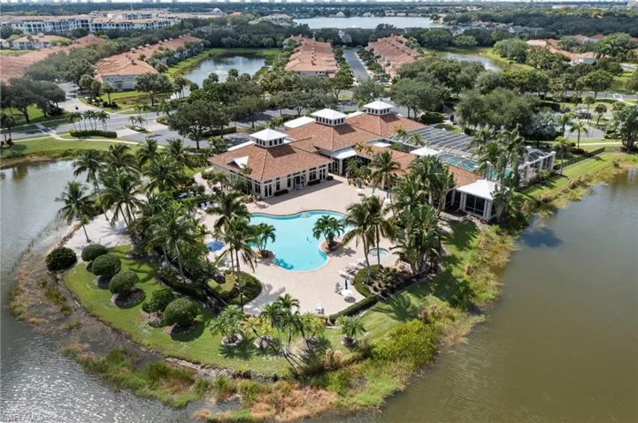 Pool & Clubhouse Views