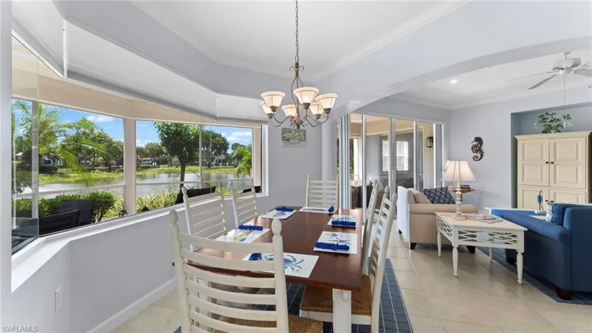3275  Twilight  LN, Naples, FL 34109