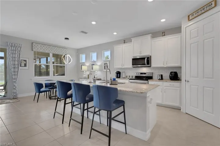 14537 Stern Way, Naples, Florida 34114
