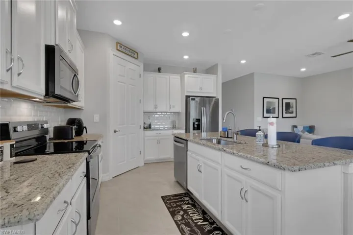 14537 Stern Way, Naples, Florida 34114
