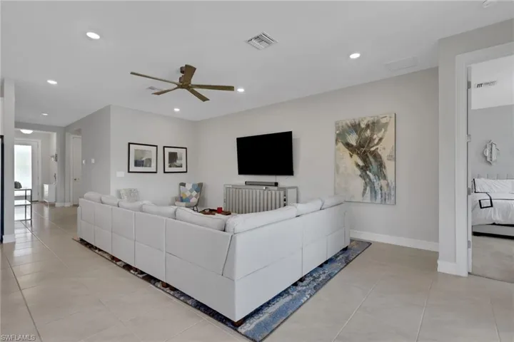 14537 Stern Way, Naples, Florida 34114
