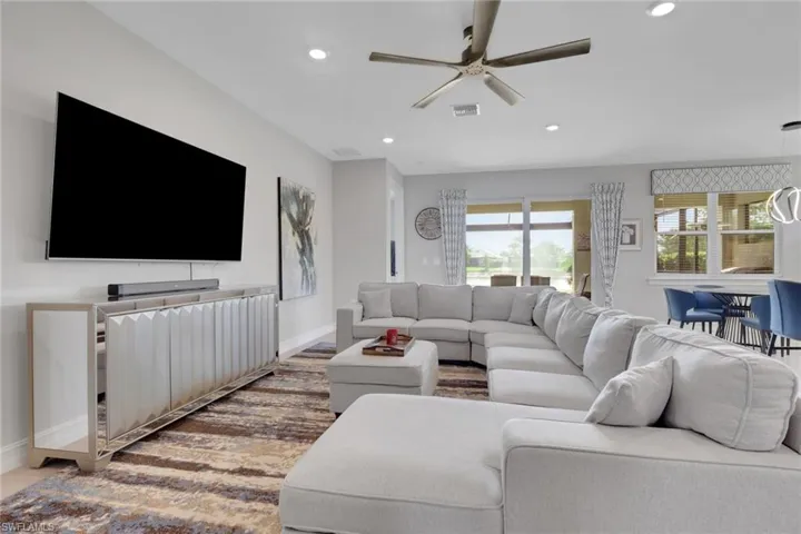 14537 Stern Way, Naples, Florida 34114
