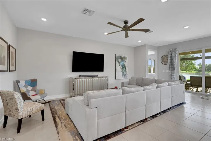 14537 Stern Way, Naples, Florida 34114