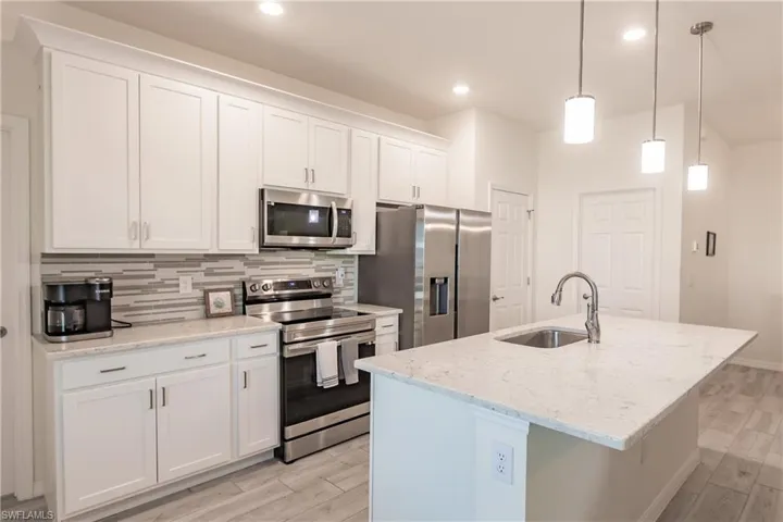 2831 NW 5th  TER, Cape Coral, FL 33993