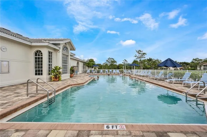 Glen Eagle Country Club Community Pool