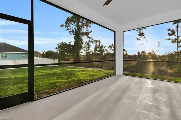 View of screening lanai unfurnished sunroom