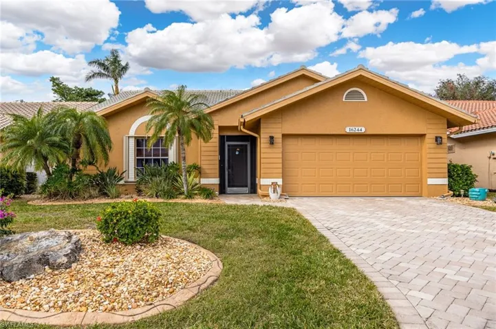 16244 Kelly Woods Dr