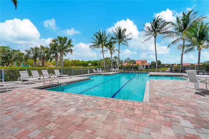 13382  Kent  ST, Naples, FL 34109