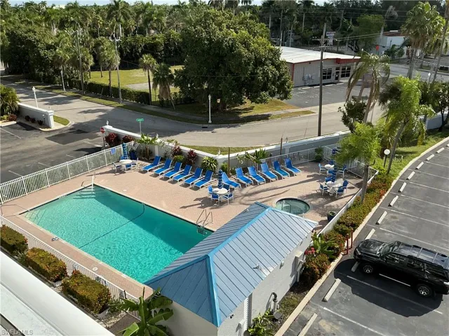 2885 Palm Beach Blvd 408, Fort Myers, Florida 33916