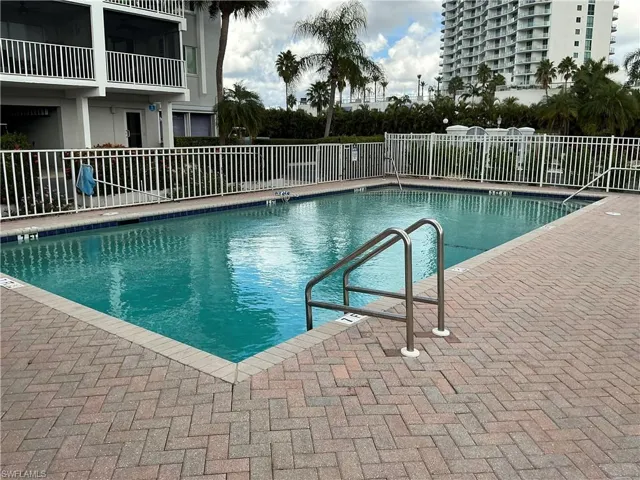 2885 Palm Beach Blvd 408, Fort Myers, Florida 33916