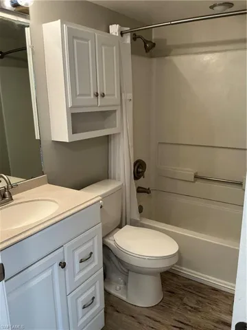 2885 Palm Beach Blvd 408, Fort Myers, Florida 33916
