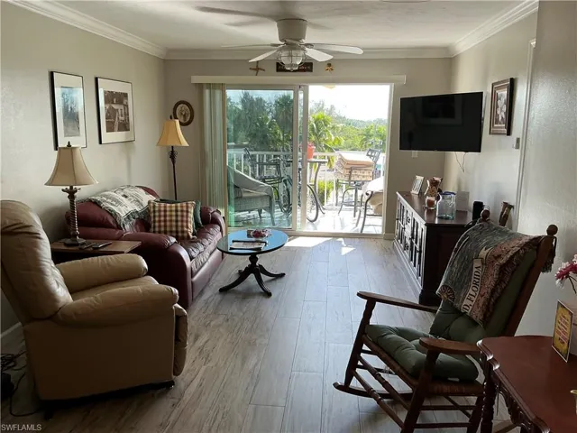 2885 Palm Beach Blvd 408, Fort Myers, Florida 33916