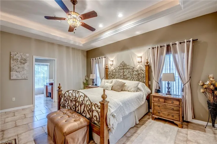 2804 Ne 3rd Ave, Cape Coral, Florida 33909