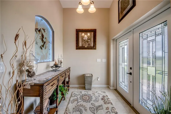 2804 Ne 3rd Ave, Cape Coral, Florida 33909