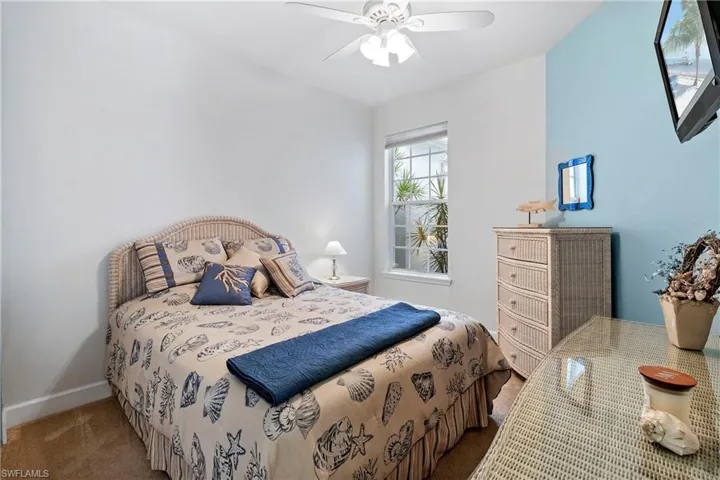 14807  Sterling Oaks  DR, Naples, FL 34110