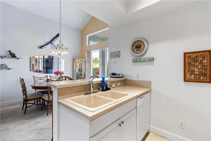 14807  Sterling Oaks  DR, Naples, FL 34110